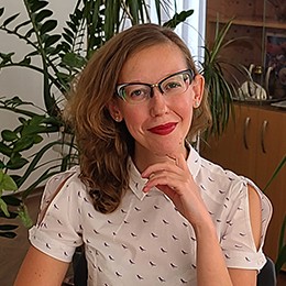 Златова Олена Сергіївна Златова Олена Сергіївна